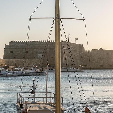 The Venetian Walls Smart Apartments Heraklion  ภายนอก รูปภาพ
