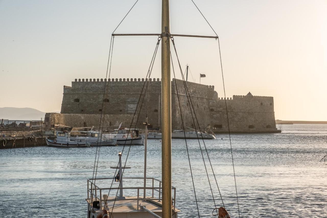 The Venetian Walls Smart Apartments Heraklion  ภายนอก รูปภาพ