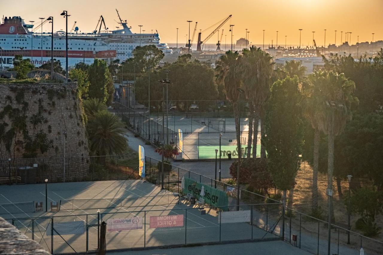 The Venetian Walls Smart Apartments Heraklion  ภายนอก รูปภาพ